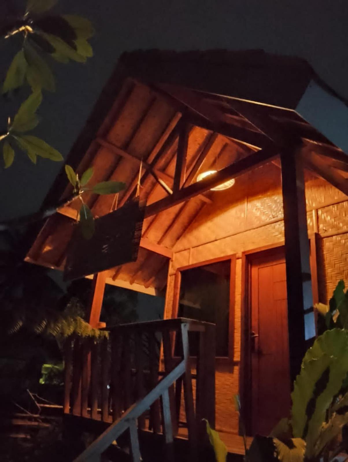 Citra Homestay Tetebatu Esterno foto