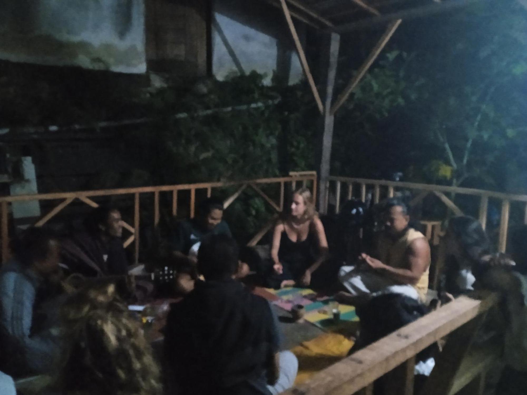 Citra Homestay Tetebatu Esterno foto